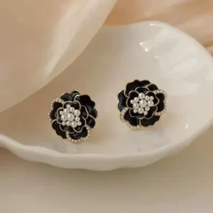 Elegant Black Floral Pearl Stud Earrings for Women